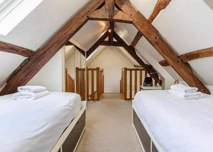 L\'Escalier D\'H - Duplex 3 In The City Center - Normand Charm - Family Stay