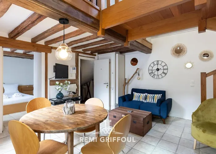 L\'Escalier D\'H - Duplex 3 In The City Center - Normand Charm - Family Stay
