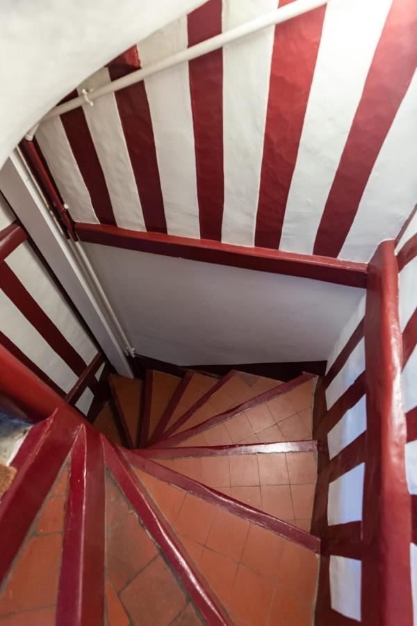 L'escalier D'h - Duplex 3 In The Center - Normand Charm - Family Apartment *