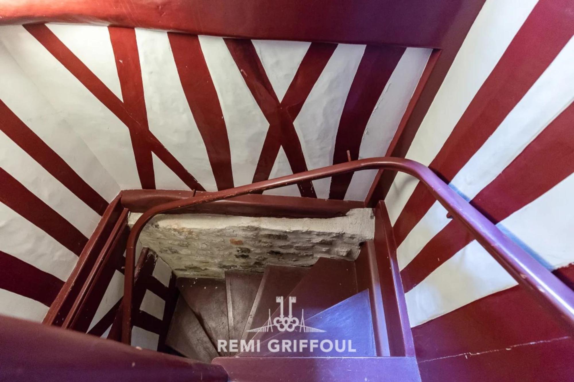 L'escalier D'h - Duplex 3 In The Center - Normand Charm - Family Apartamento